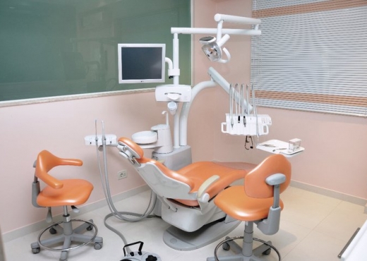 Dr  Imad Salloum   Salloum Dental Clinic 05